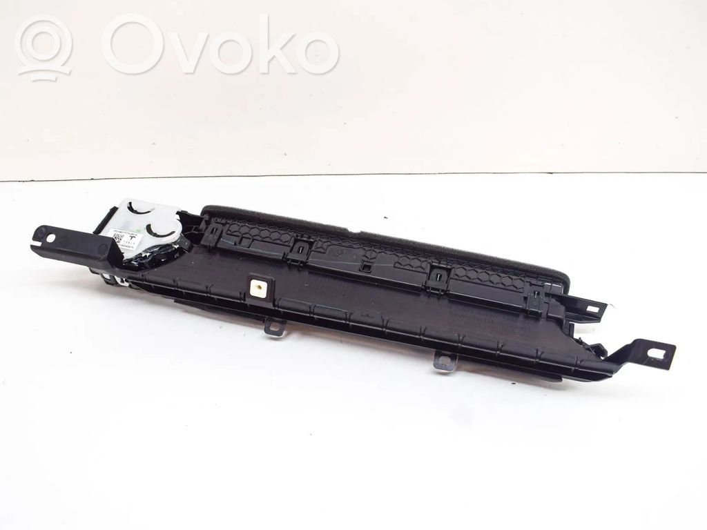 Tesla Model 3 Lango oro grotelės 