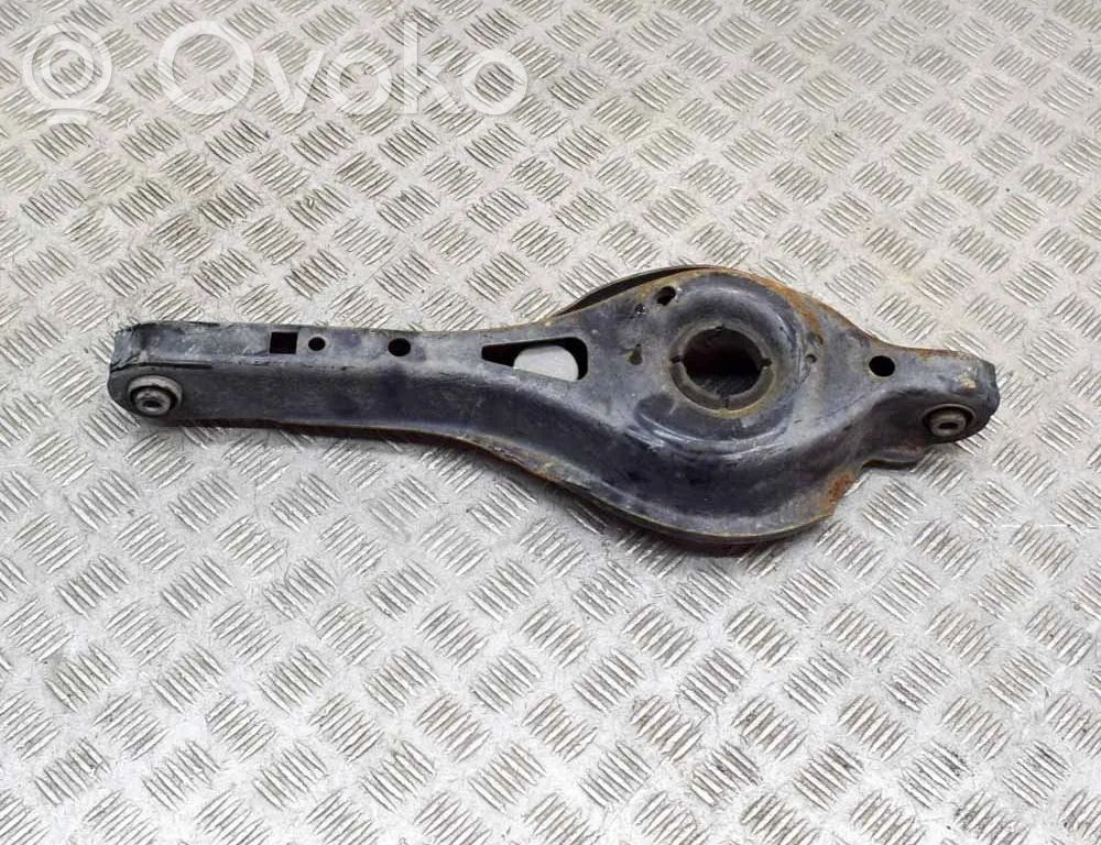 Ford Kuga II Plaukti un sviras 