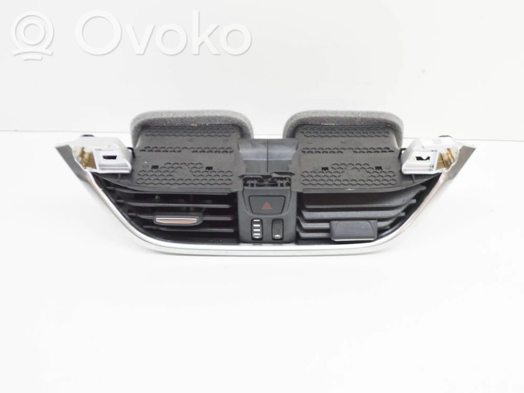Ford Fiesta Dysze / Kratki nawiewu deski rozdzielczej 