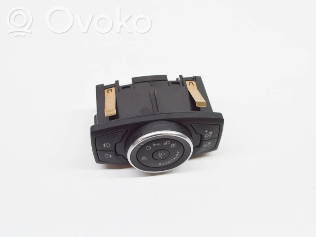 Ford Focus Lukturu slēdzis 