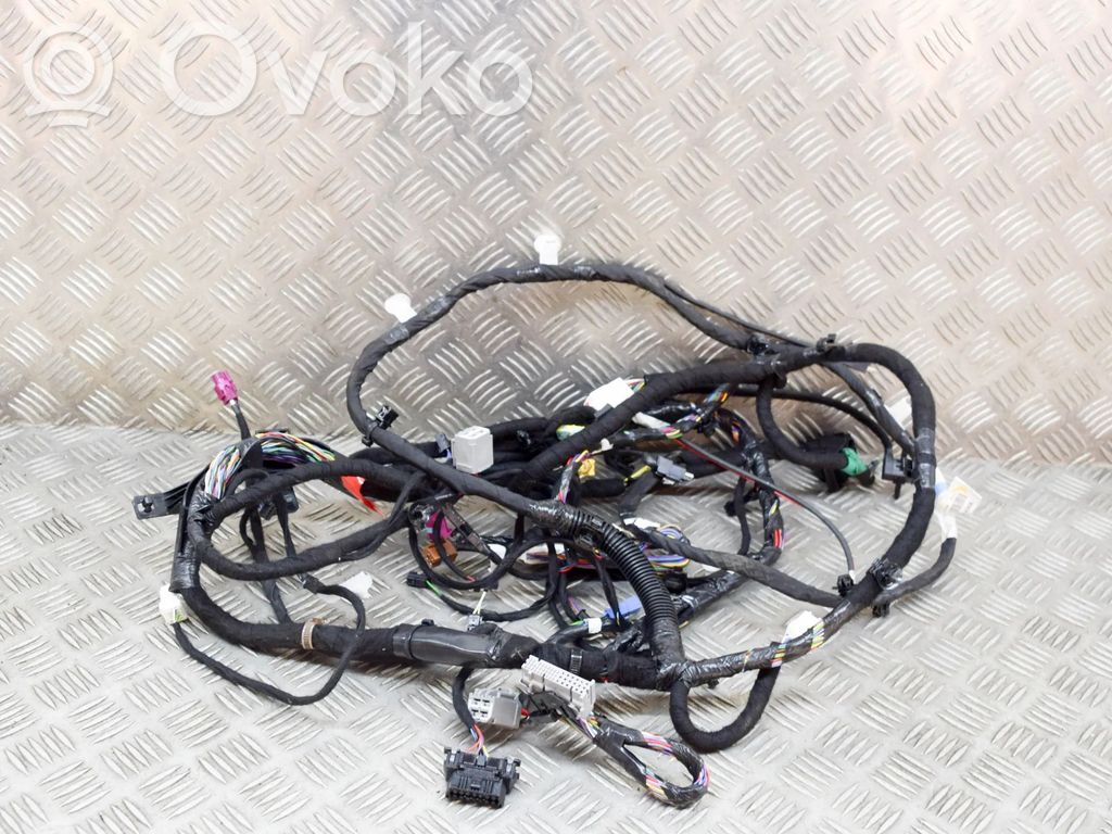 Otros cableados   159317401C