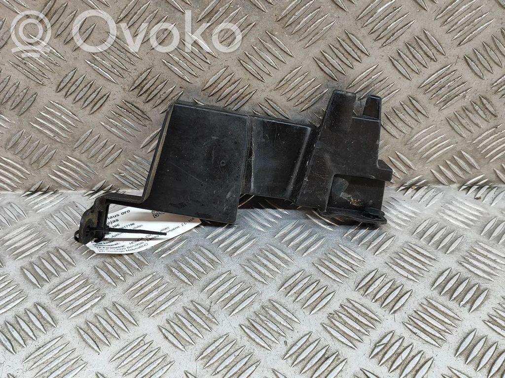 Wlot / Kanał powietrza intercoolera   71104TMAH000
