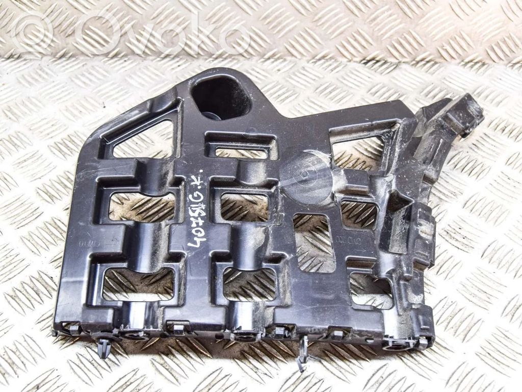 Peugeot 2008 II Soporte de montaje del parachoques trasero 