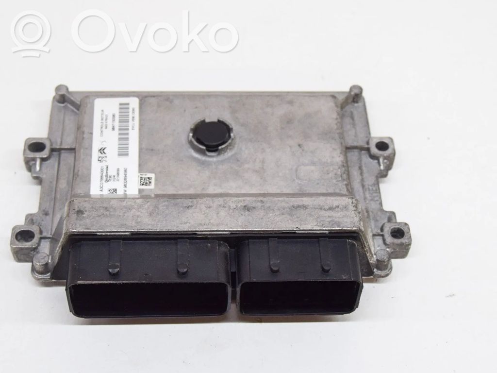 Peugeot 2008 II Engine control unit/module 