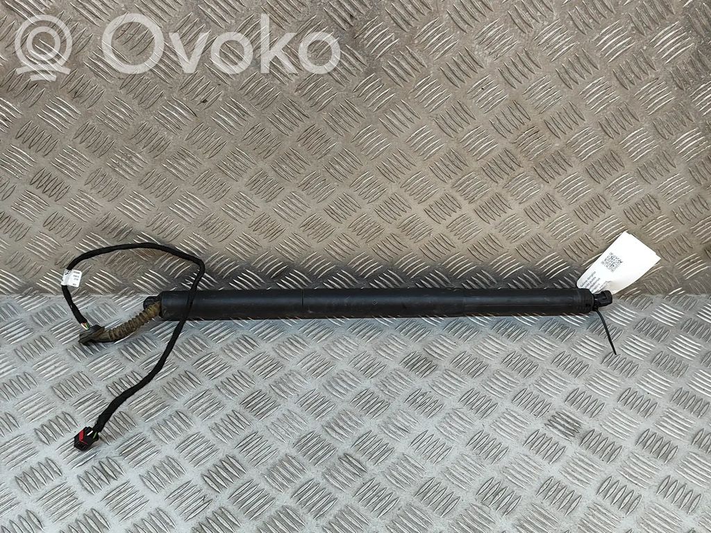 Audi Q3 8U Amortyzator klapy tylnej bagażnika 