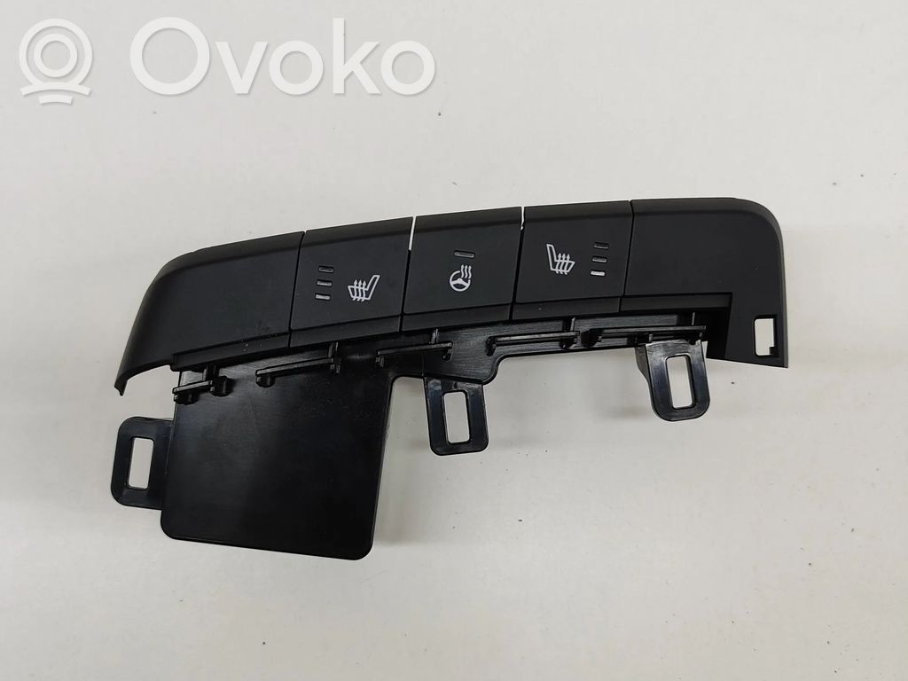 KIA EV6 Seat heating switch 