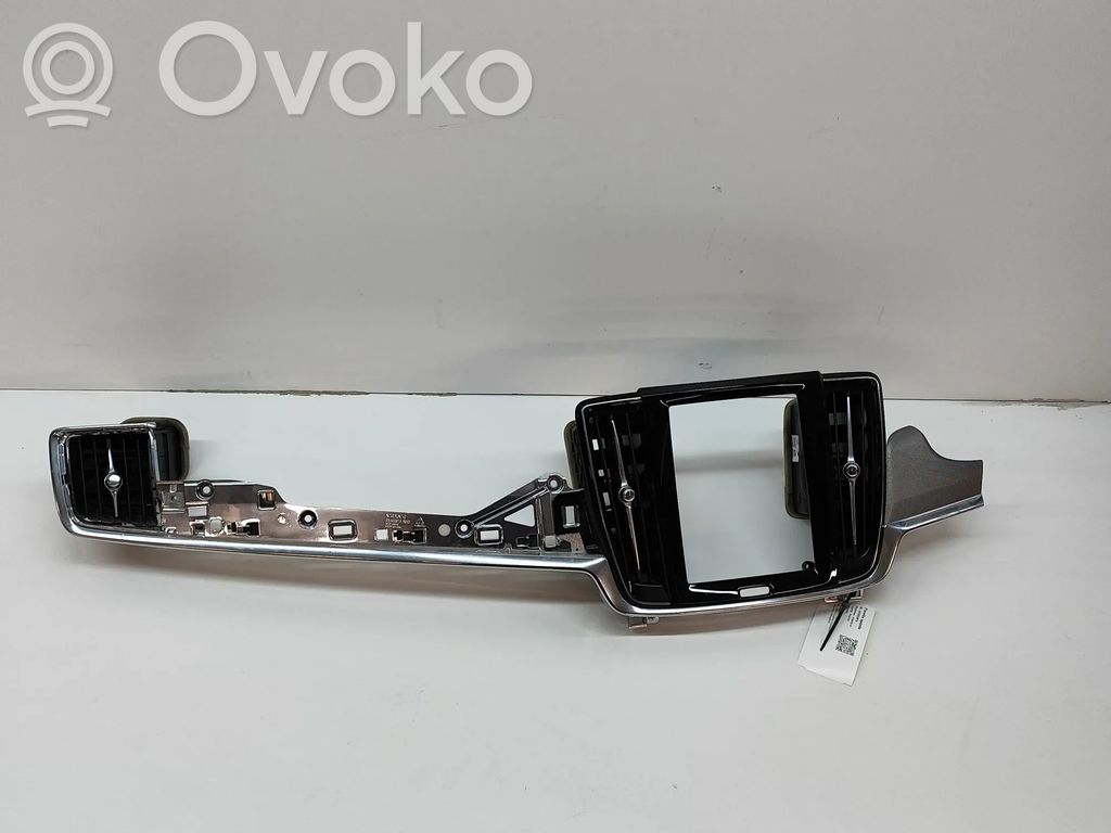 Volvo S90, V90 Rivestimento del vano portaoggetti del cruscotto 