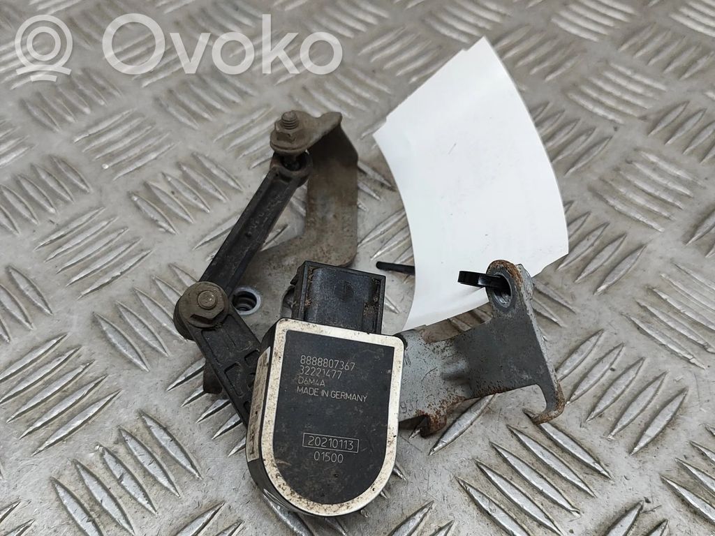 Volvo XC40 Galinės pakabos aukščio daviklis 