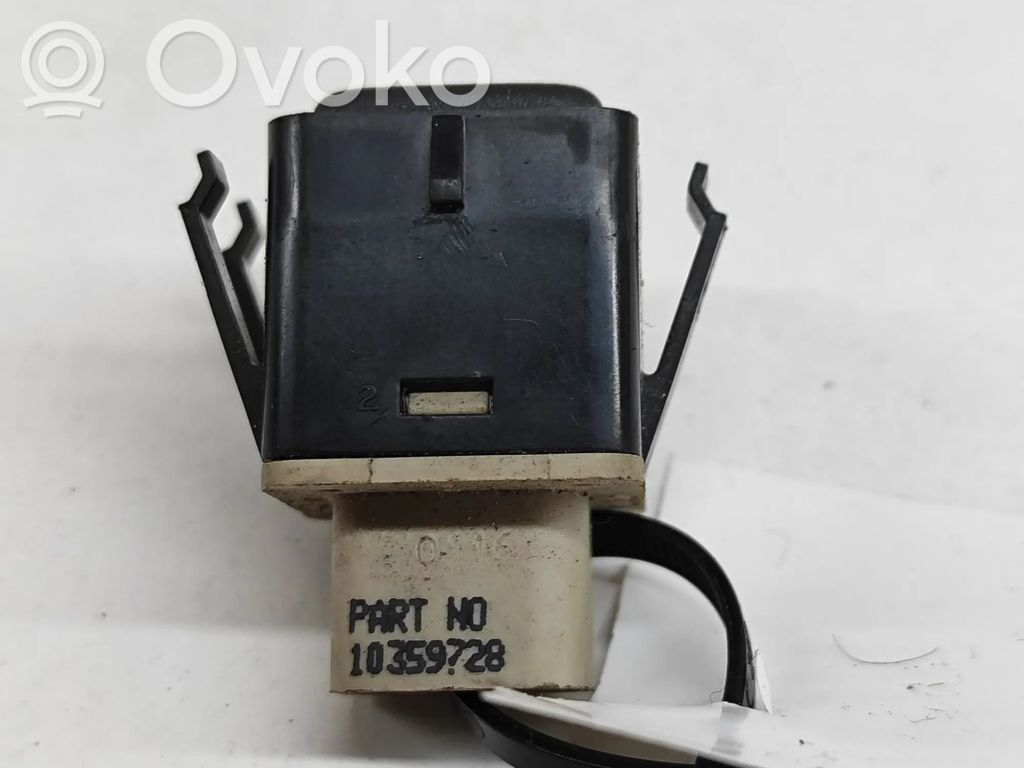 Chevrolet Corvette C6 Tailgate/boot open switch button 