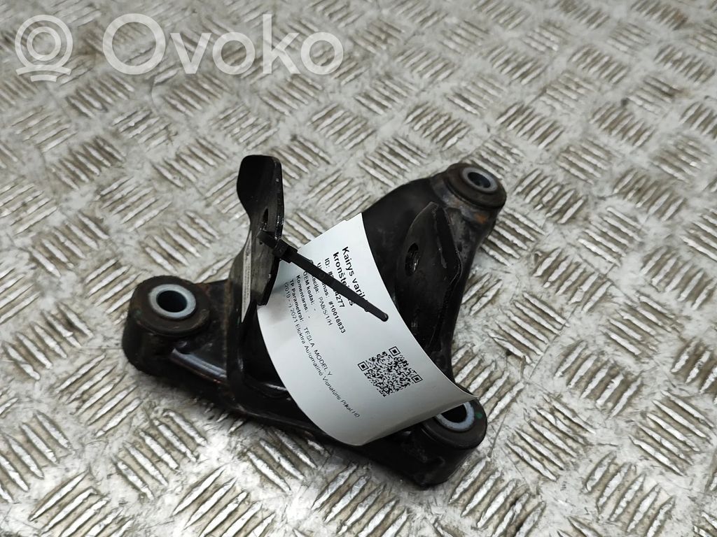 Tesla Model Y Engine mounting bracket 