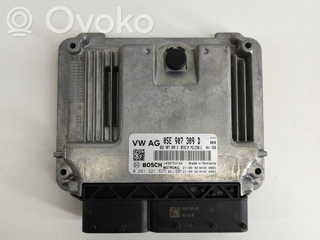 Volkswagen Golf VIII Unidad de control/módulo del motor 