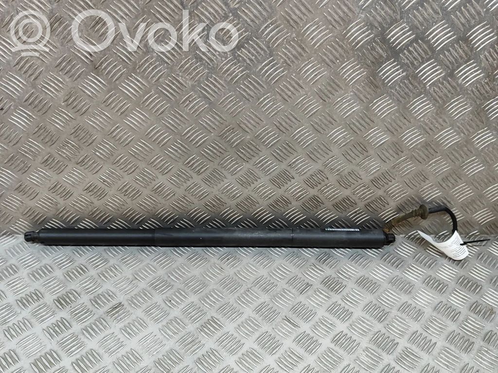 Ford Puma Tailgate/trunk strut/damper 