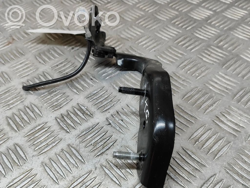 Jaguar I-Pace Tailgate/trunk/boot hinge 