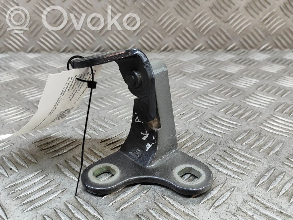 Front door upper hinge   149749200B