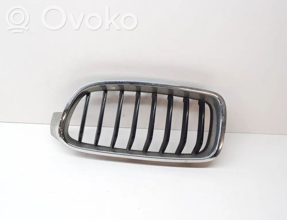 BMW 3 F30 F35 F31 Maskownica / Grill / Atrapa górna chłodnicy 