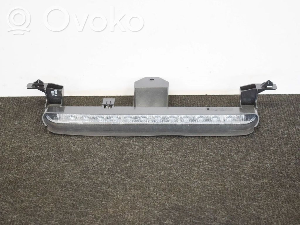 Volvo V70 Third/center stoplight 