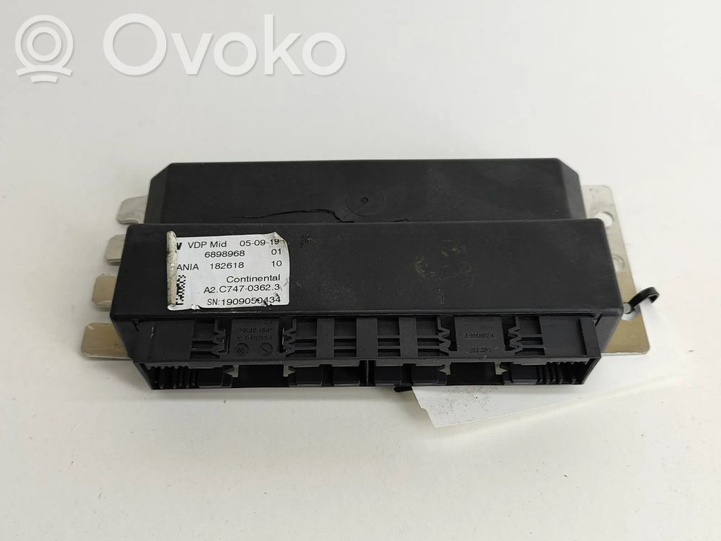 BMW X3 G01 Air suspension control unit module (rear) 