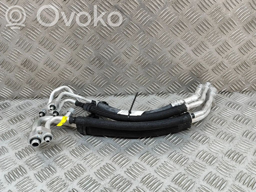 Tesla Model Y Ilmastointilaitteen putki (A/C) 