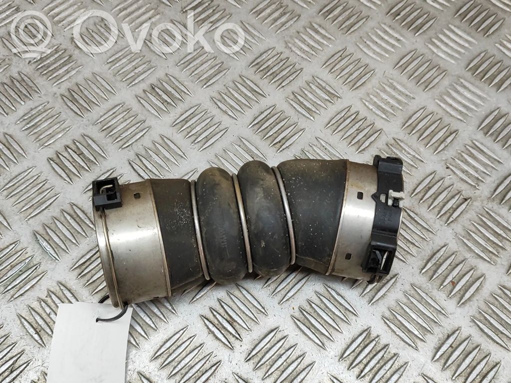 BMW 3 F30 F35 F31 Wąż / Rura intercoolera 