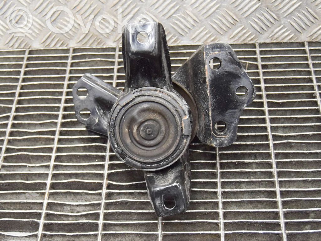 Hyundai Tucson TL Engine mount bracket 