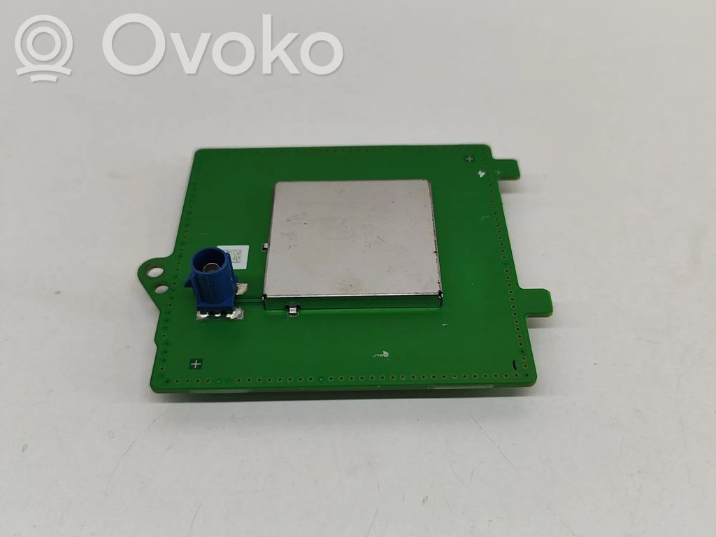 Tesla Model 3 Antena (GPS antena) 