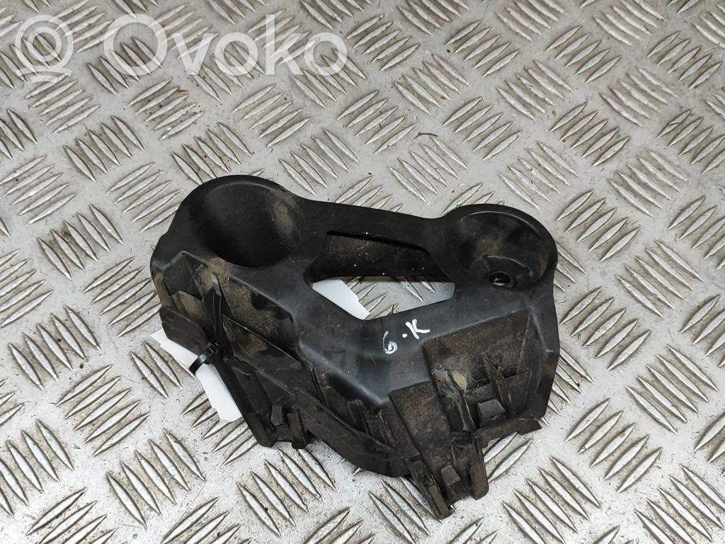 Uchwyt / Mocowanie zderzaka tylnego   657807393A