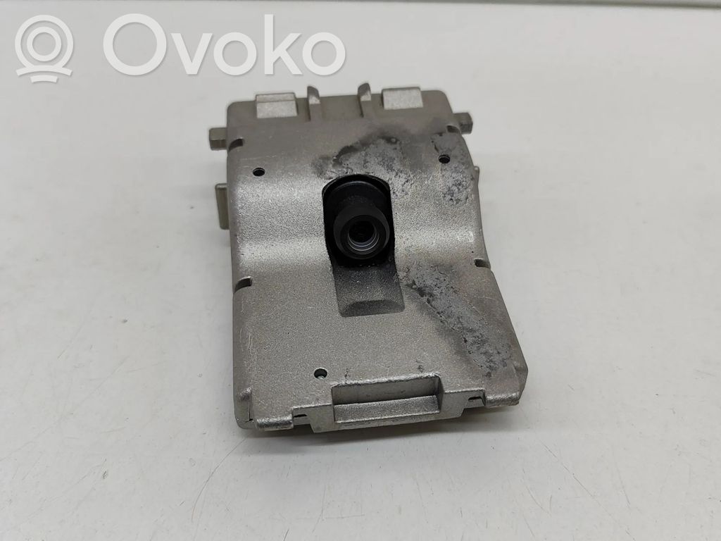 Jeep Grand Cherokee (WK) Windshield/windscreen camera 