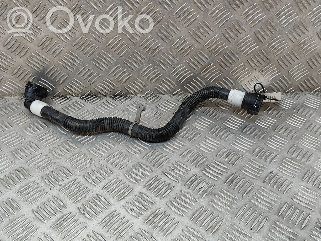 Tesla Model 3 Engine coolant pipe/hose 