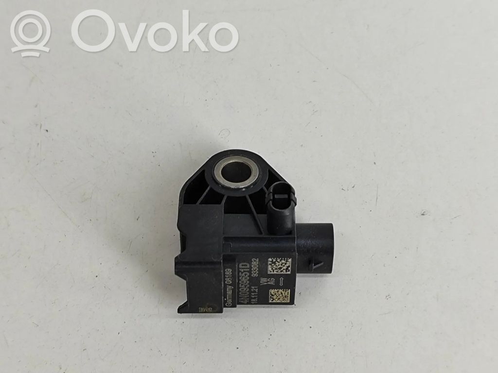 Czujnik uderzenia Airbag   4B0959651D,4B0959651D