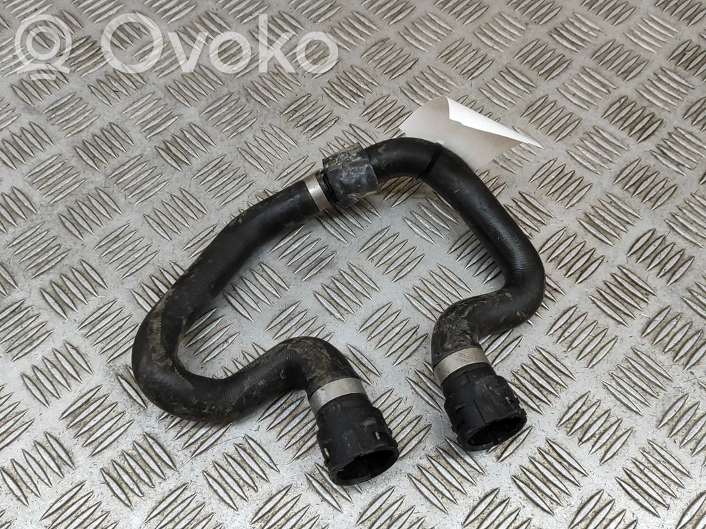 Porsche Taycan 9J1 Conductă/furtun lichid de răcire motor 