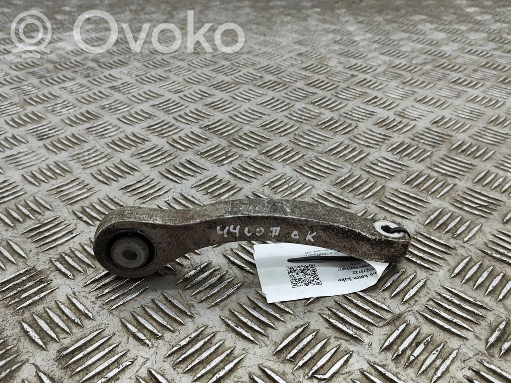Audi e-tron Takakallistuksenvaimentajan tanko 