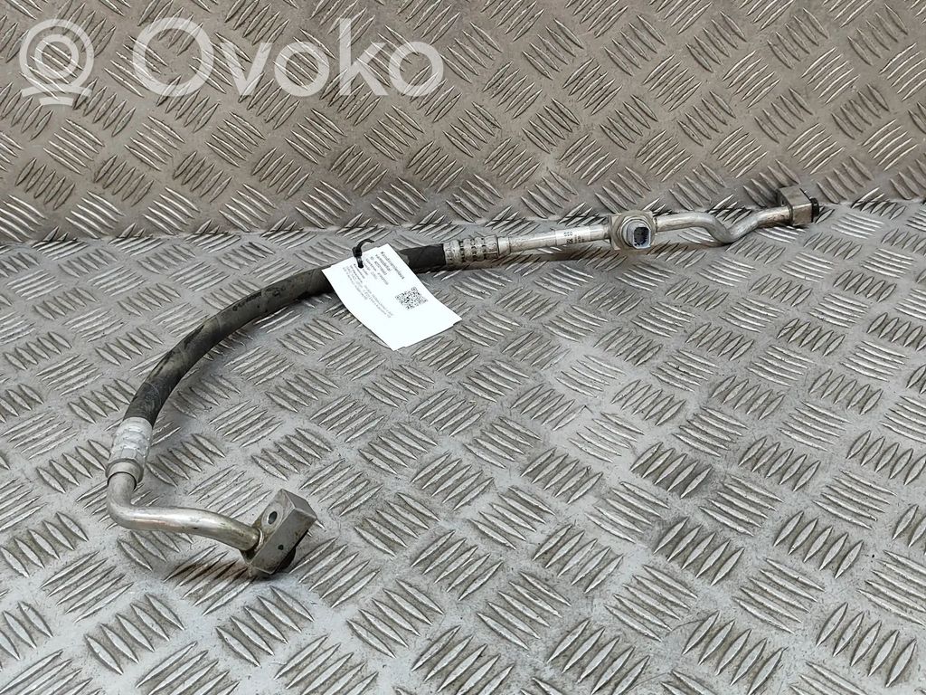 Skoda Enyaq iV Ilmastointilaitteen putki (A/C) 