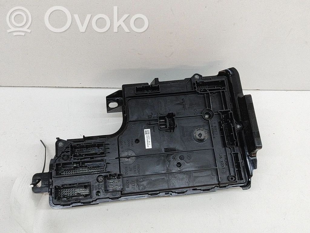 Tesla Model Y Central body control module 