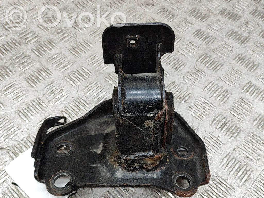 Toyota RAV 4 (XA40) Подушка двигателя 