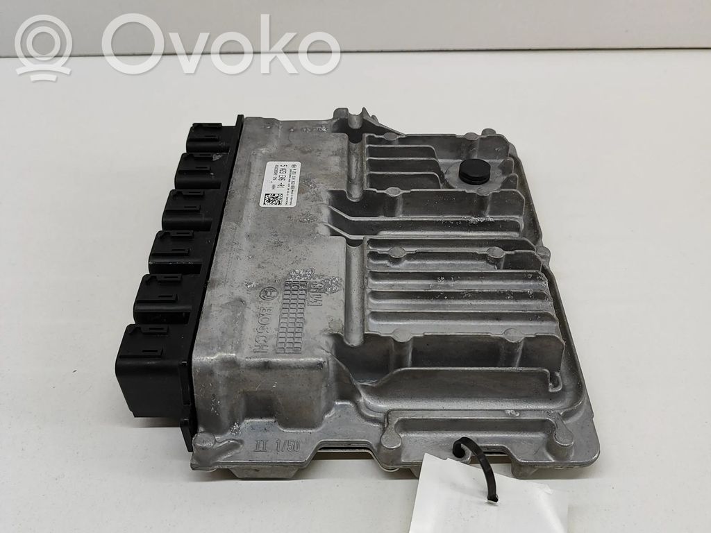 BMW 3 G20 G21 Engine control unit/module 