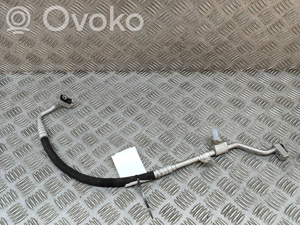Volkswagen ID.3 Ilmastointilaitteen putki (A/C) 