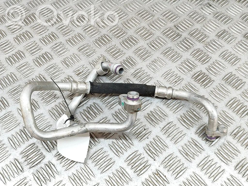 Volkswagen Golf VII Ilmastointilaitteen putki (A/C) 