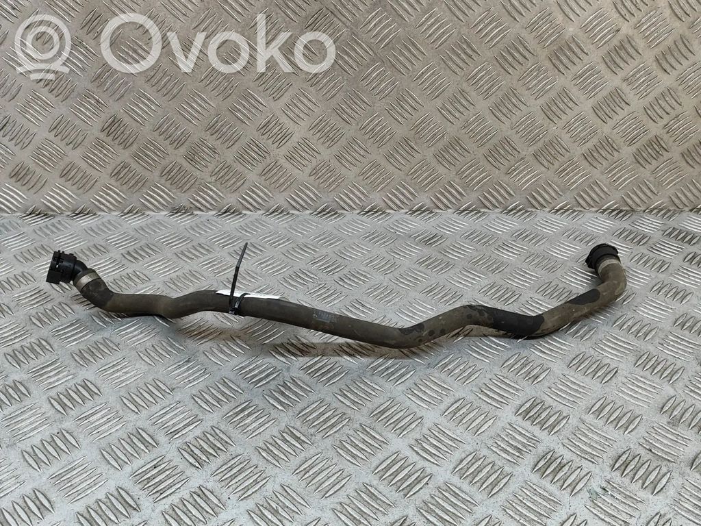 BMW X5 E70 Engine coolant pipe/hose 