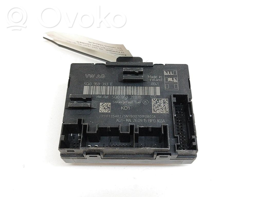 Volkswagen Golf VII Door control unit/module 