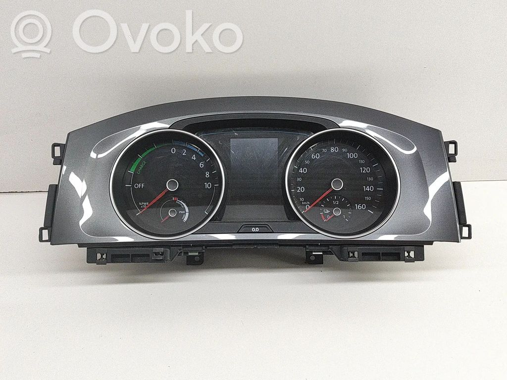 Volkswagen Golf VII Licznik / Prędkościomierz 