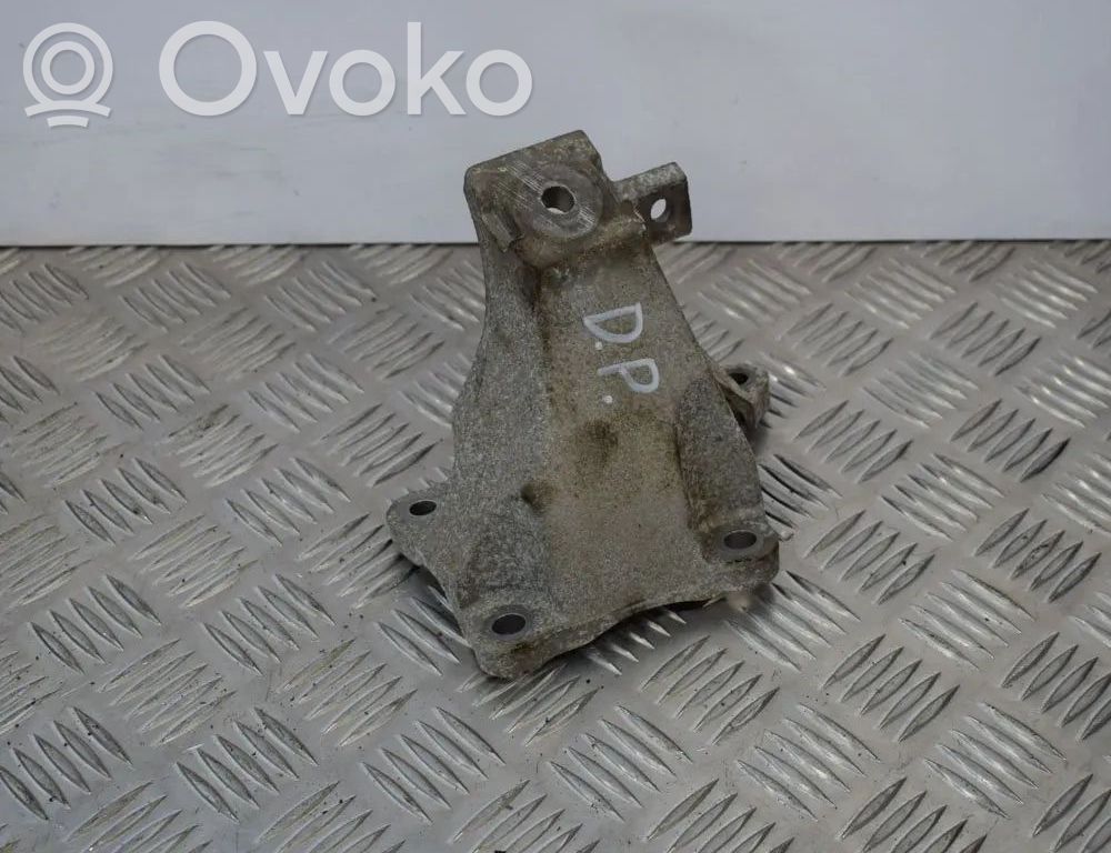 Audi A6 S6 C6 4F Engine mounting bracket 
