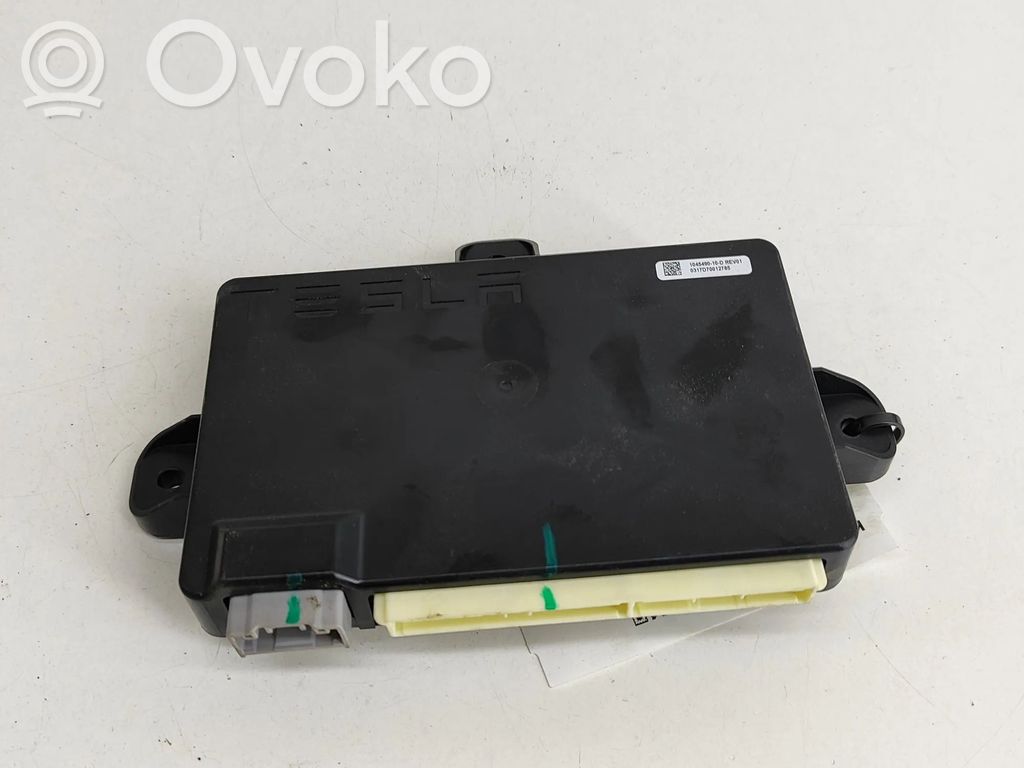 Tesla Model X Door control unit/module 