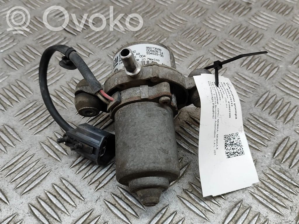 Opel Mokka Vacuum pump 
