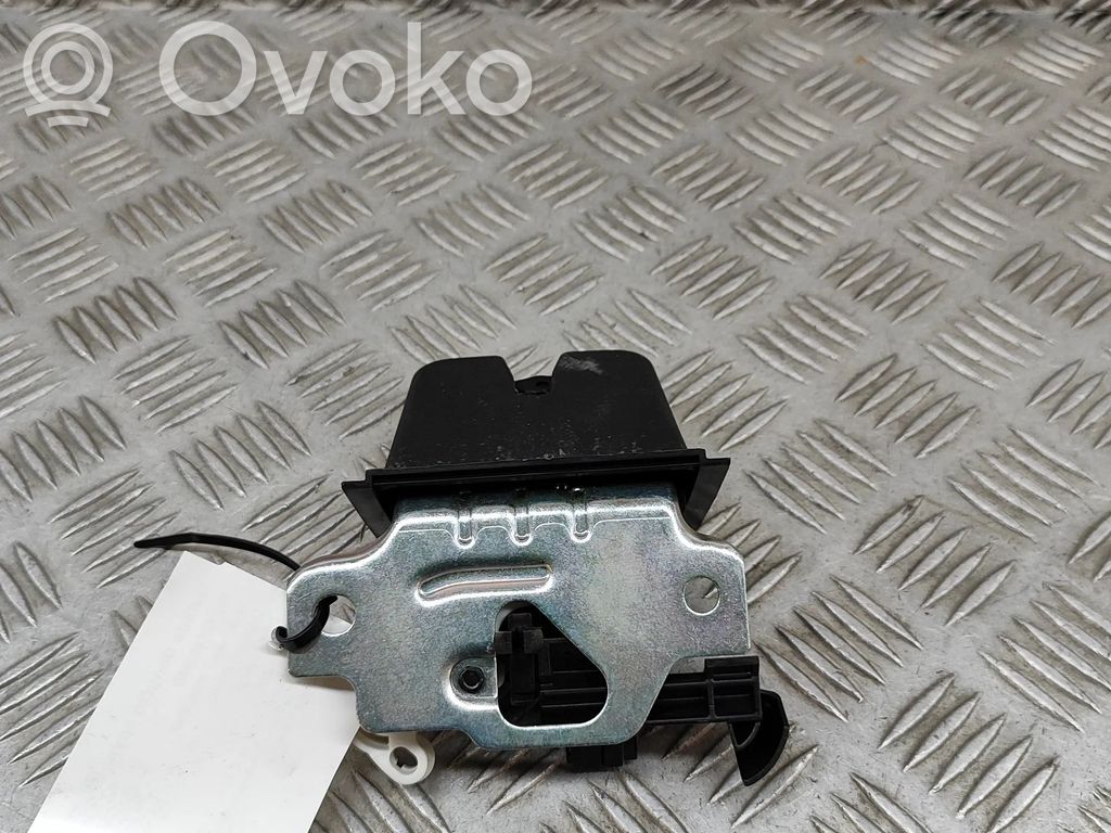Zamek klapy tylnej / bagażnika   11A82750502S