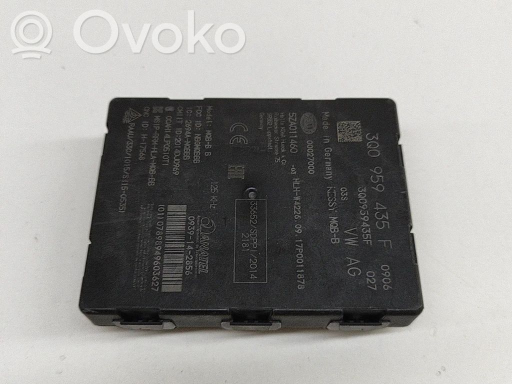 Volkswagen PASSAT B8 Unidad de control/módulo del control remoto 