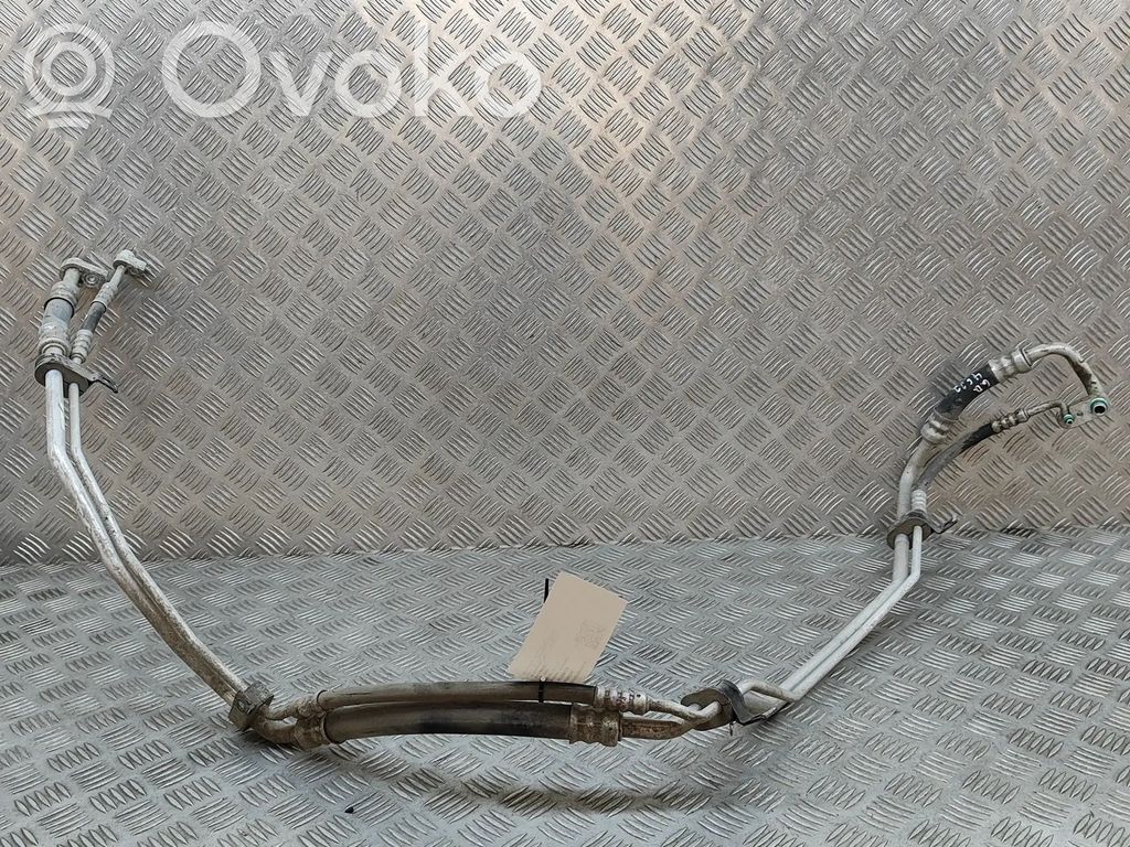 Tesla Model X Ilmastointilaitteen putki (A/C) 