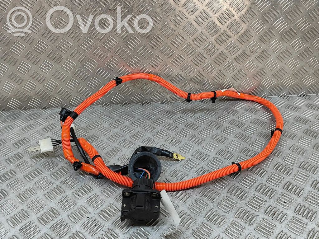 Mitsubishi Outlander Electric car charging cable 