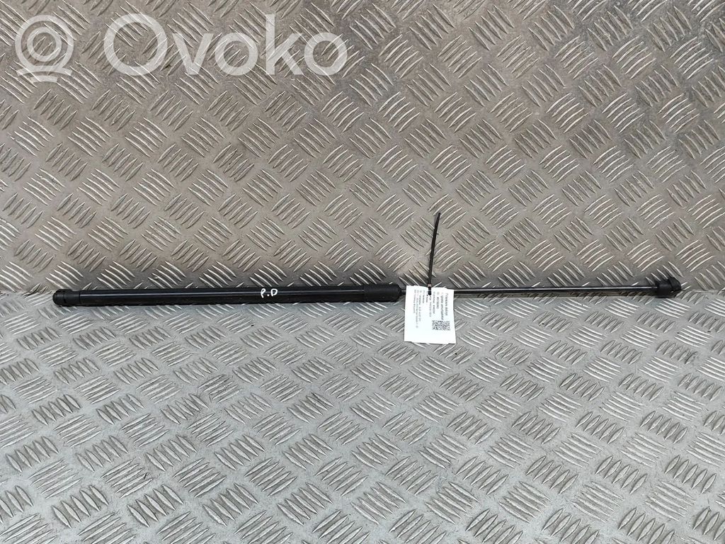 Audi A3 S3 8V Konepellin kaasujousi 