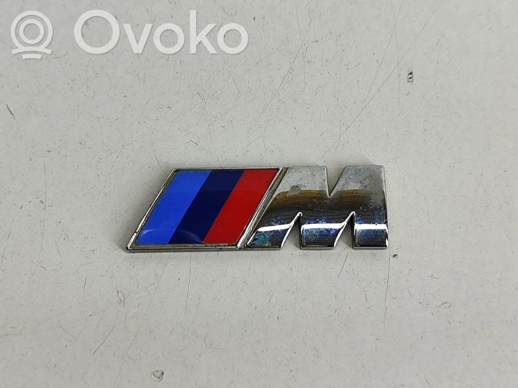 BMW 3 F30 F35 F31 Muut logot/merkinnät 