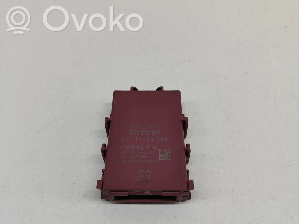 Toyota RAV 4 (XA50) Módulo de control Gateway 